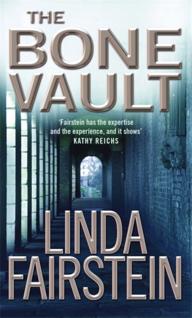 Alexandra Cooper : The Bone Vault